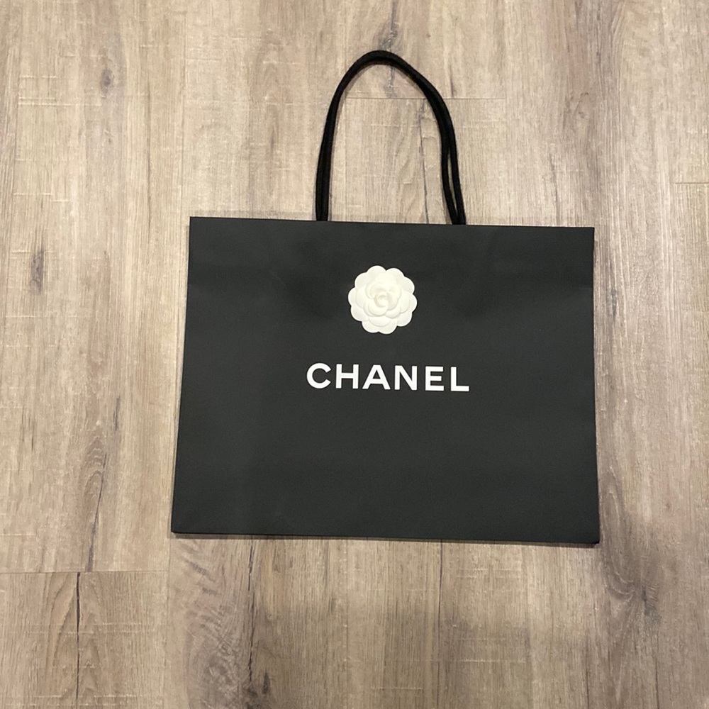 Chanel paper bag 13x17